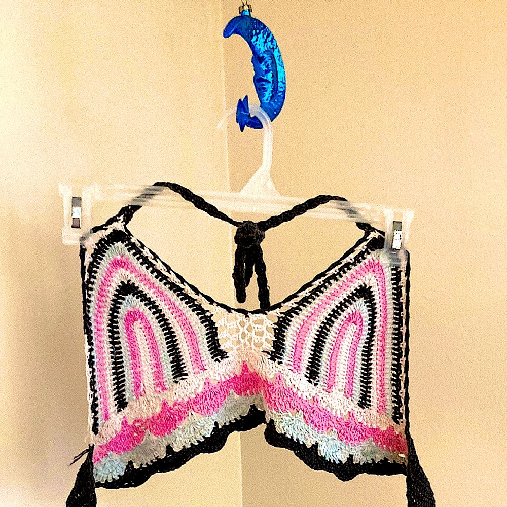 **SOLD**Handmade Crochet Bralette/Bikini Top (A-C) - Picture 1 of 6